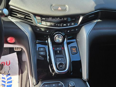 Used 2024 Acura TLX image 11