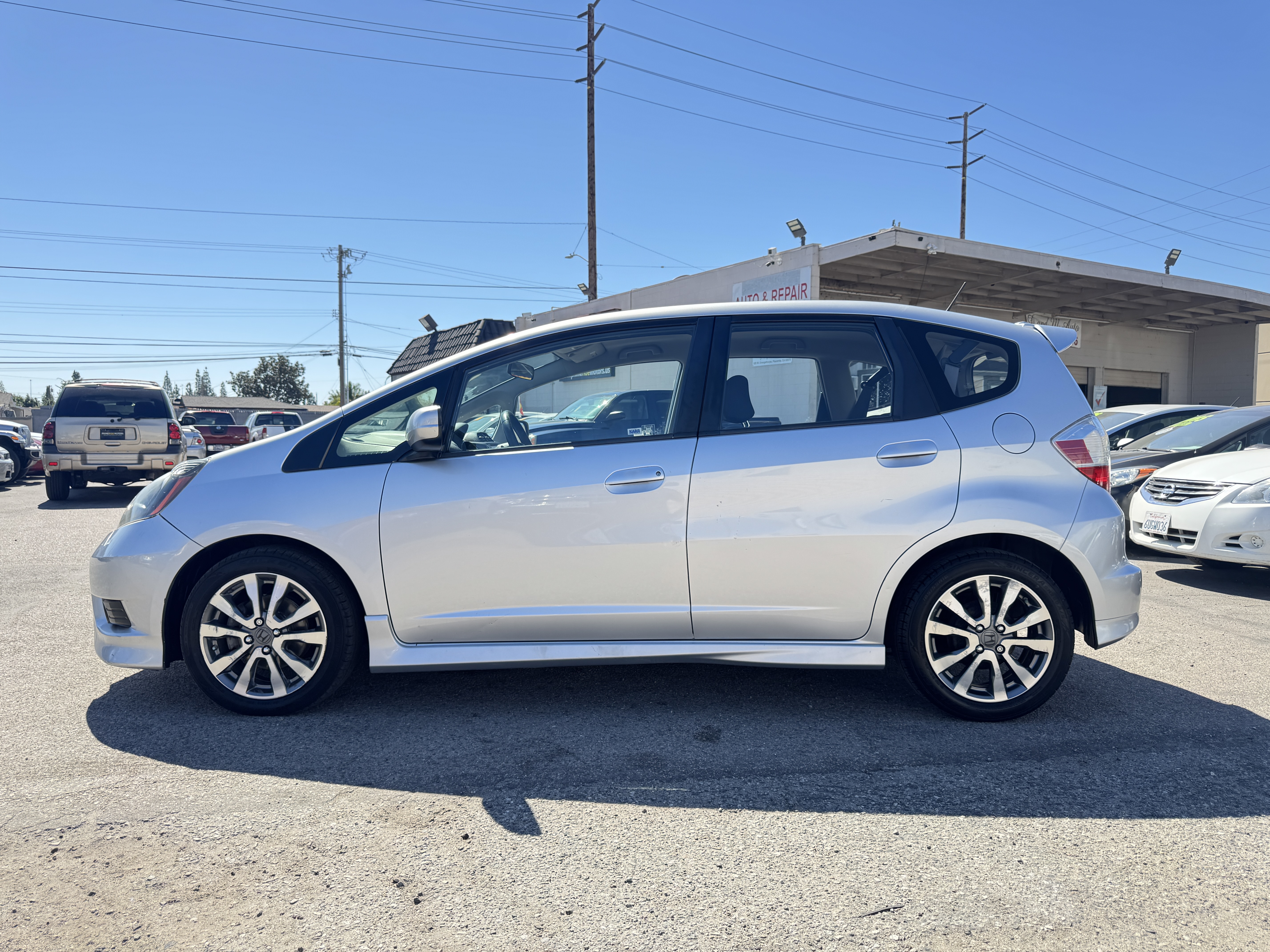 Used 2013 Honda Fit Sport image 4