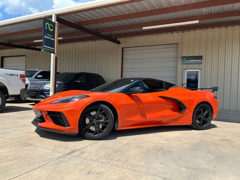 Used 2021 Chevrolet Corvette Stingray Premium Conv w/ 3LT RWD image 2