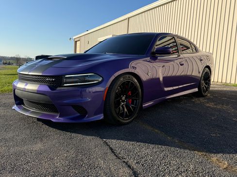 Used 2016 Dodge Charger SRT Hellcat image 7