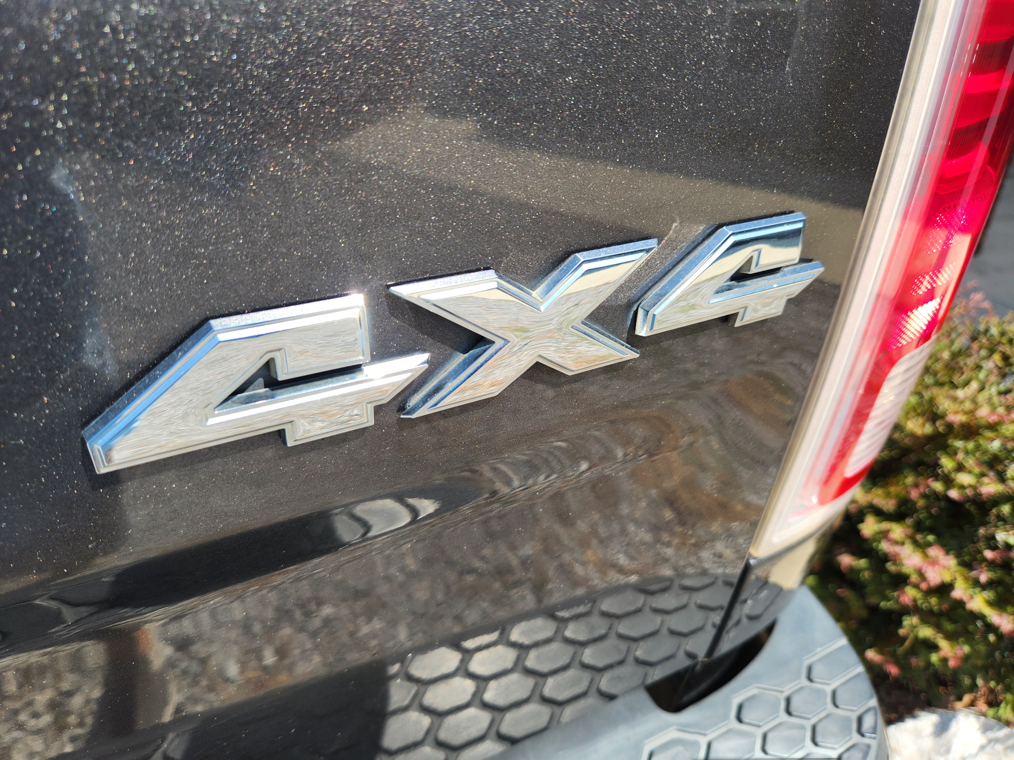 Used 2017 RAM 2500 4x4 Crew Cab Laramie image 11