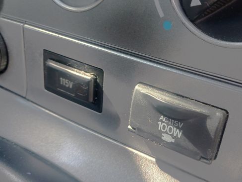 Used 2006 Toyota Matrix XR image 33