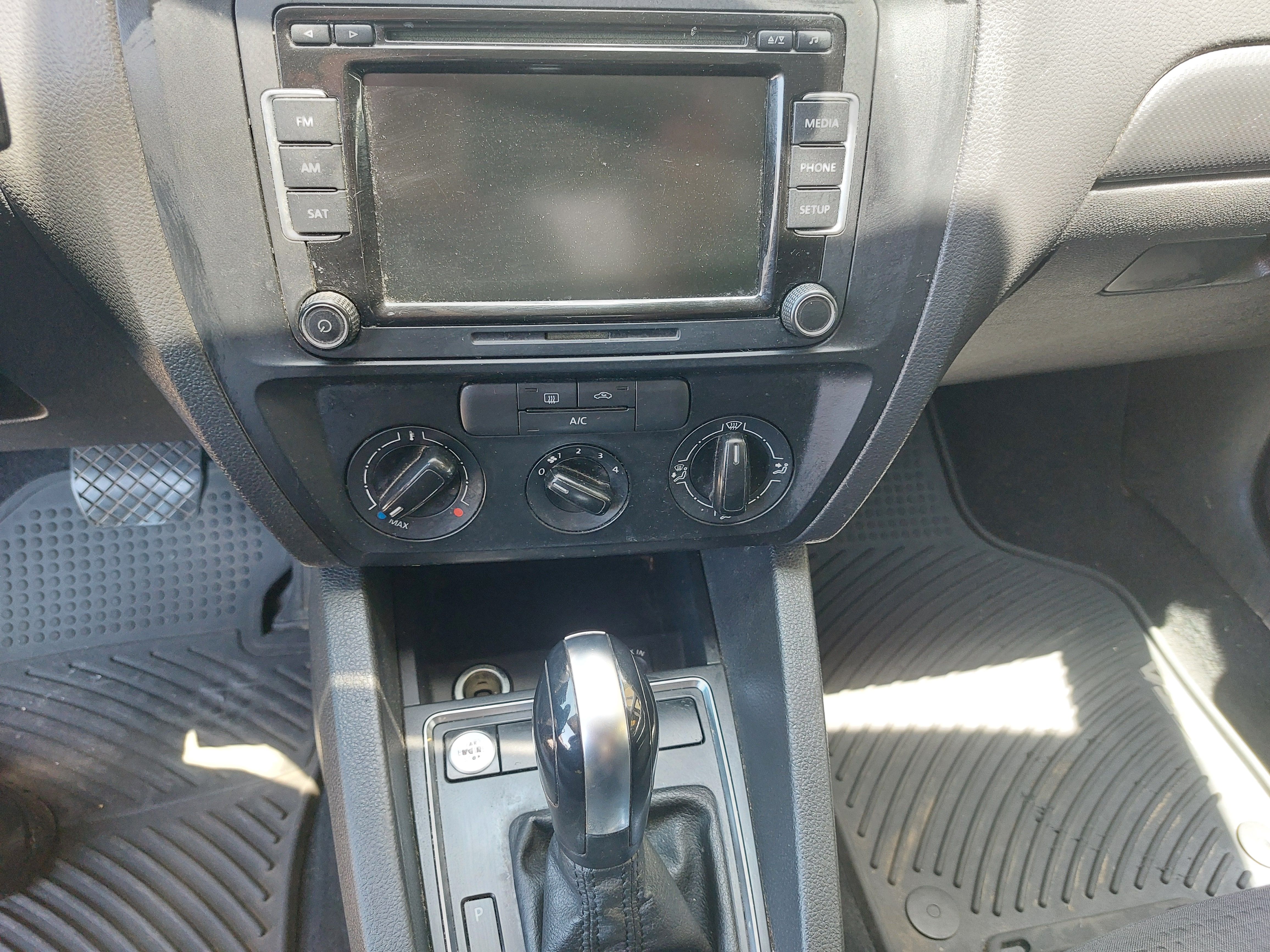 Used 2015 Volkswagen Jetta S Sedan FWD image 15