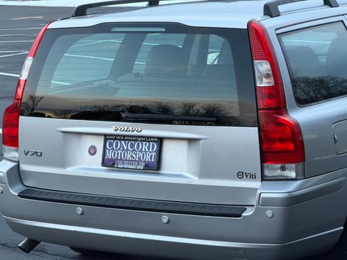 Used 2006 Volvo V70 2.4 image 12
