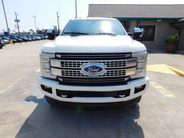 Used 2017 Ford F350 4x4 Crew Cab DRW Super Duty image 3