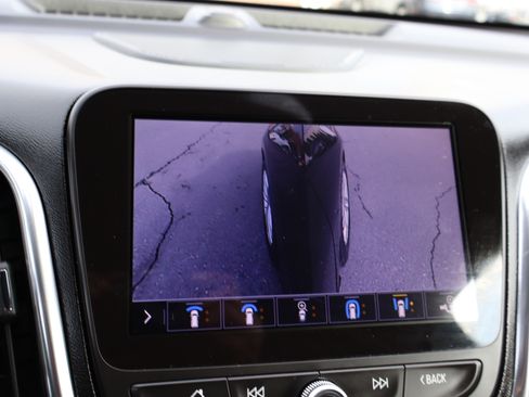 Used 2019 Chevrolet Equinox Premier image 30