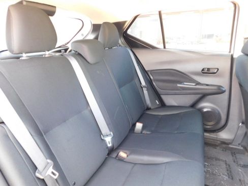 Used 2024 Nissan Kicks S image 21