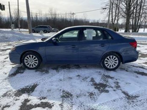 Used 2011 Subaru Impreza 2.5i Premium image 2