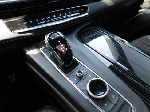 Used 2023 Cadillac Escalade V image 22