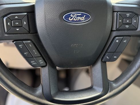 Used 2021 Ford E-350 and Econoline 350 image 10