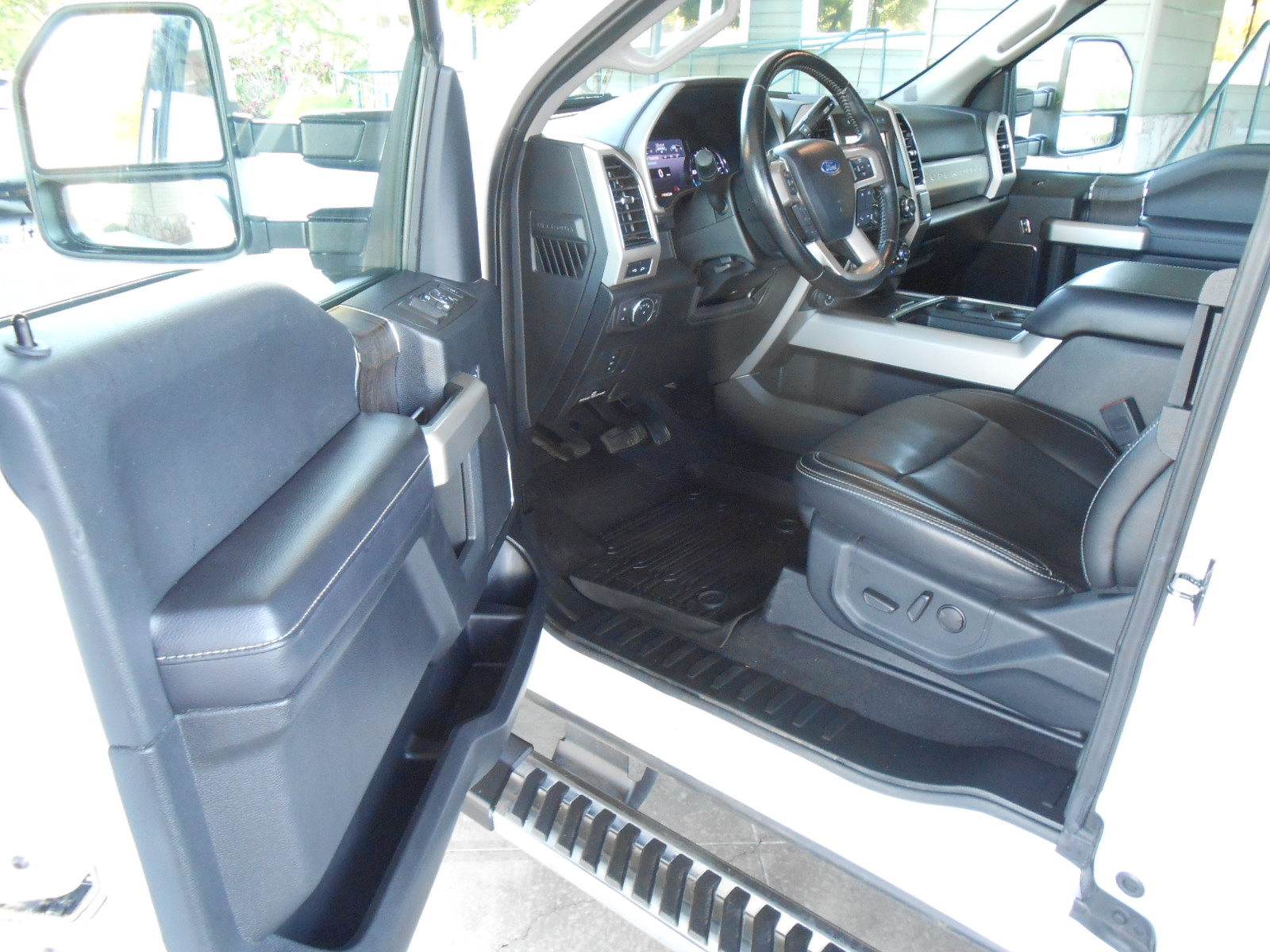 Used 2021 Ford F250 Lariat AWD/4WD image 12