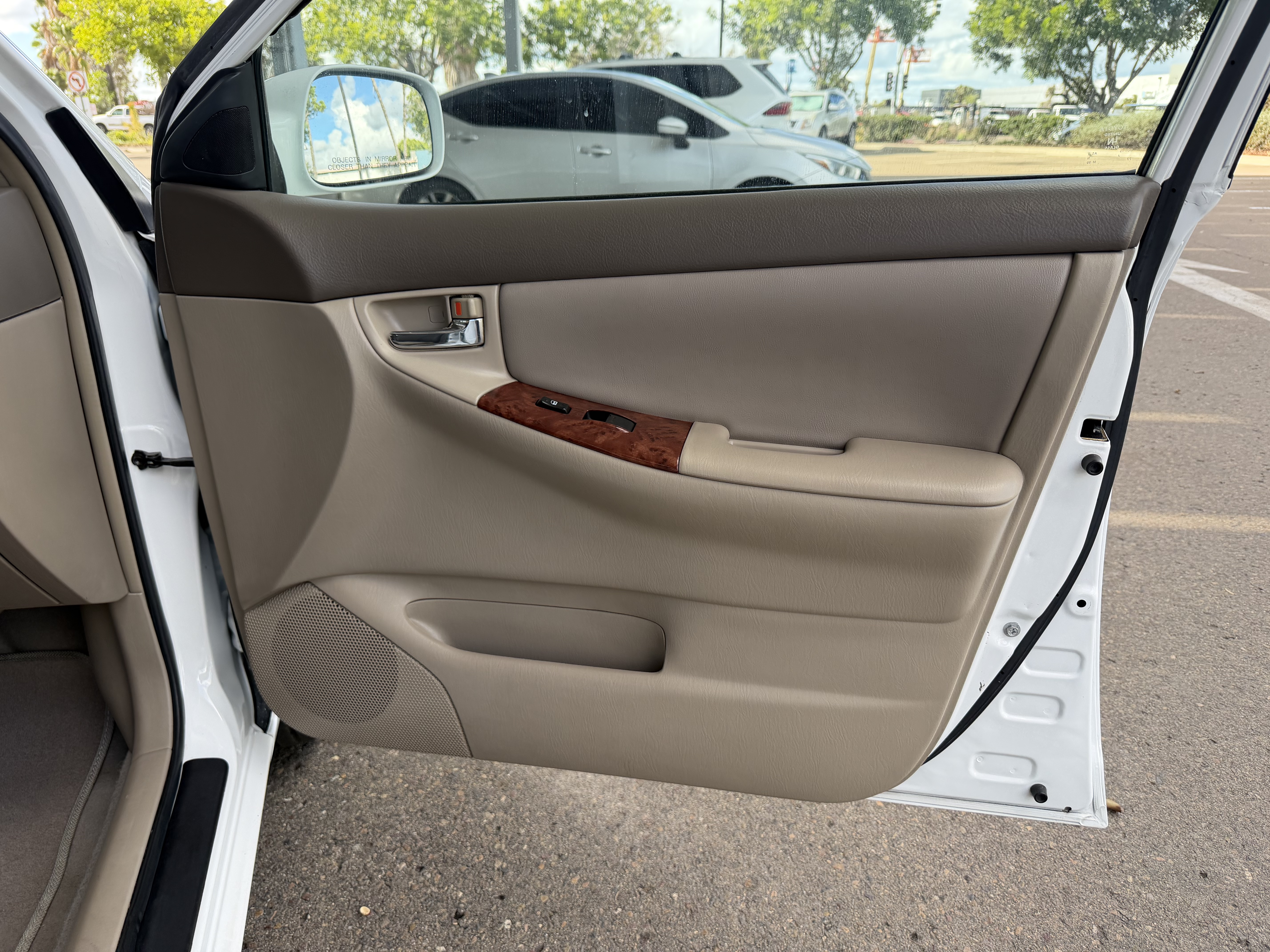Used 2005 Toyota Corolla UNAVAIL FWD image 32