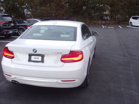 Used 2019 BMW 230i image 10