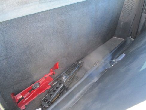 Used 1993 Chevrolet S10 Pickup LS image 23