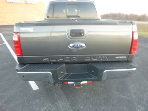 Used 2016 Ford F250 Lariat image 7