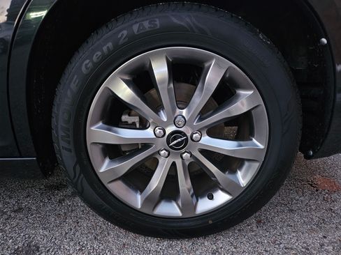 Used 2014 Chrysler 300 S image 39