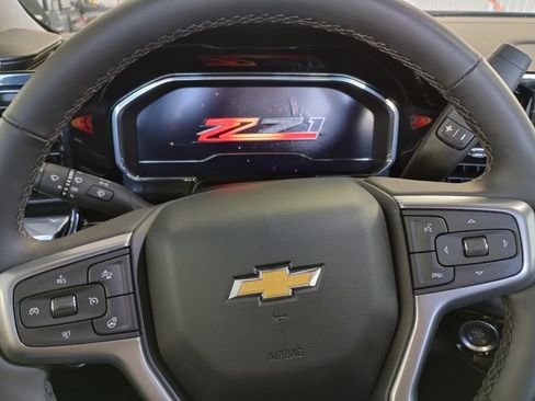 Used 2024 Chevrolet Silverado 2500 LT image 13