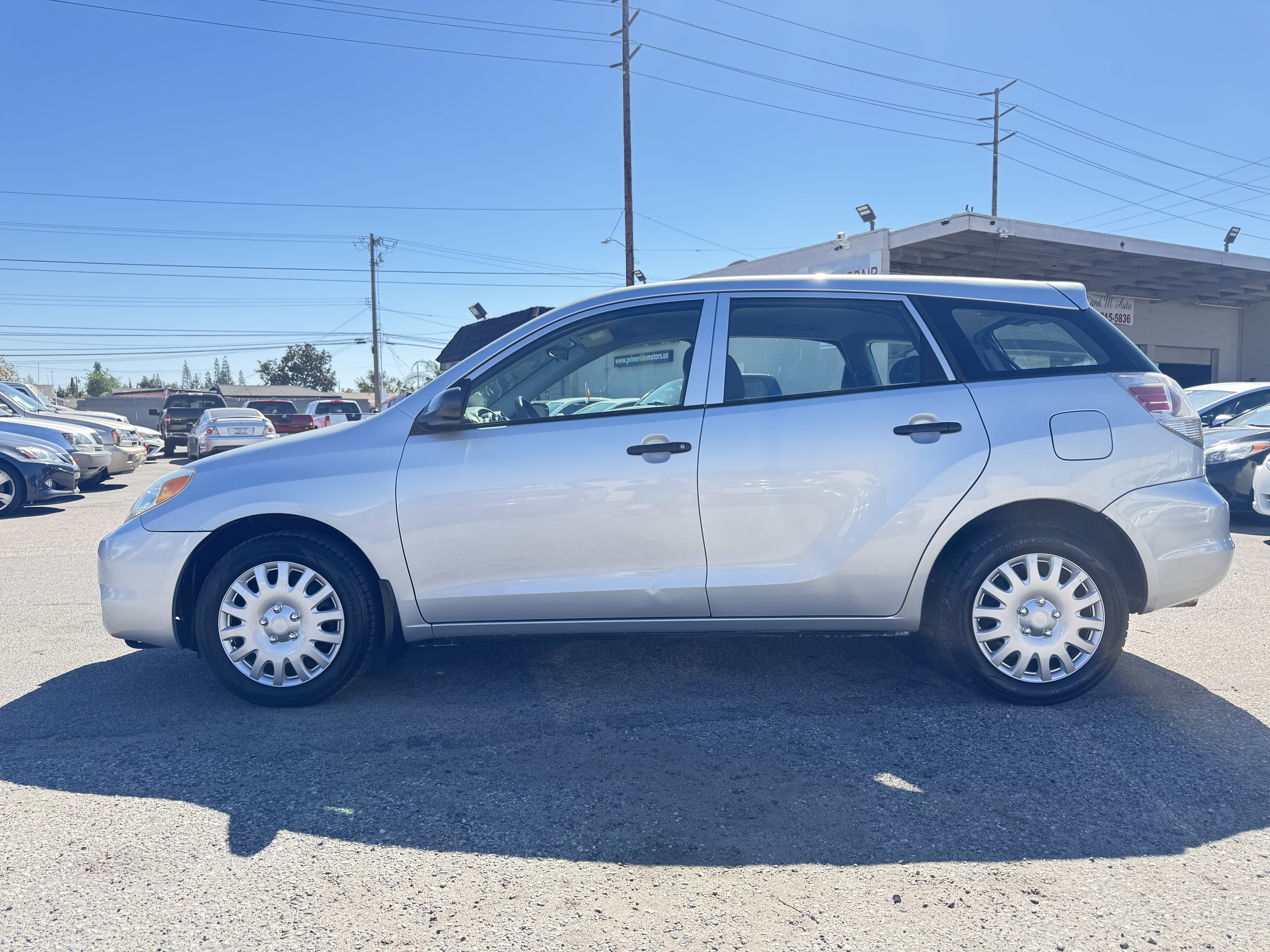 Used 2006 Toyota Matrix UNAVAIL FWD image 4