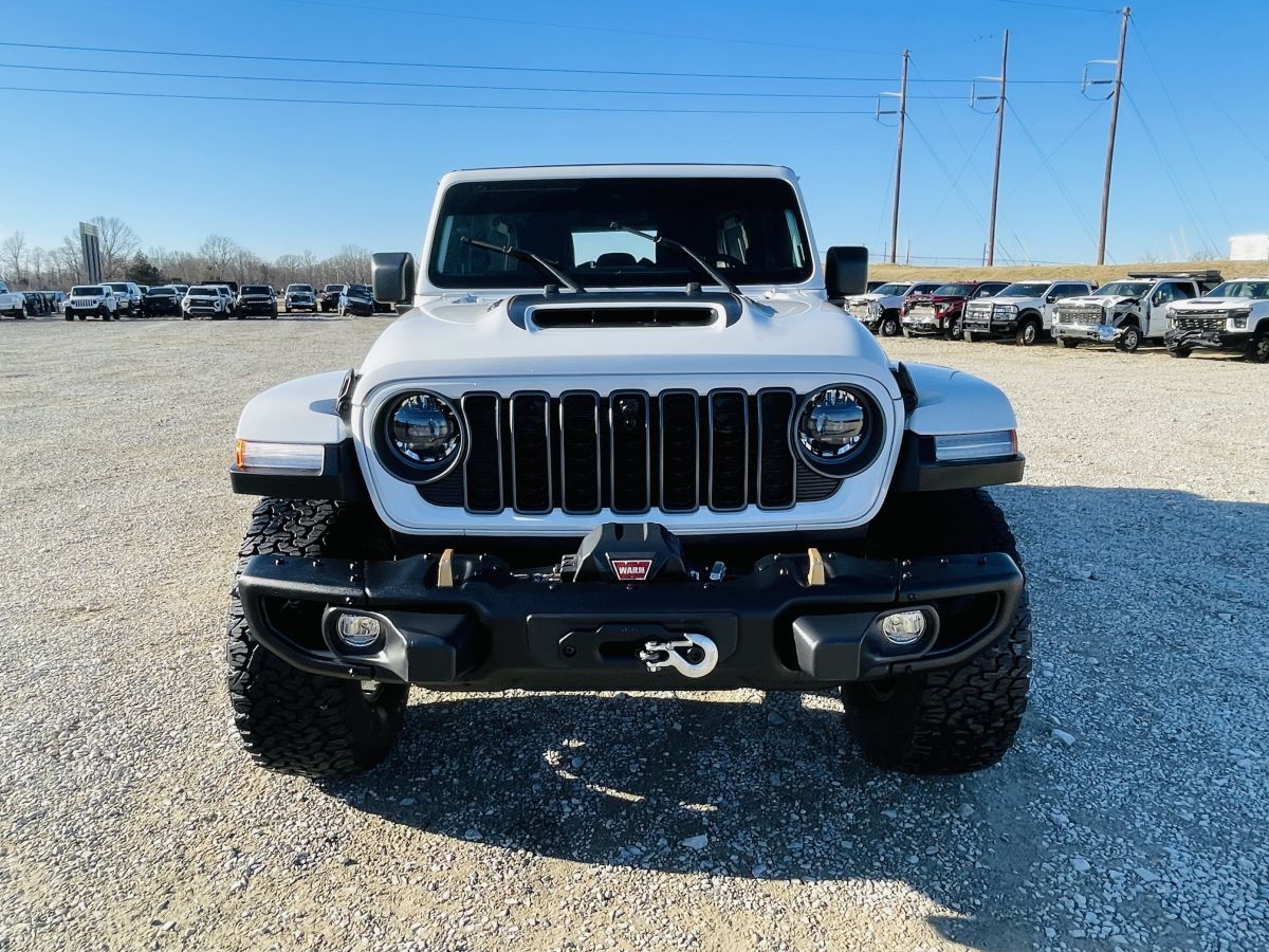 Used 2025 Jeep Wrangler Rubicon 392 AWD/4WD image 6
