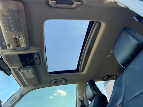 Used 2015 Toyota 4Runner Limited image 23