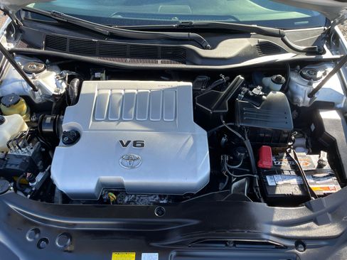 Used 2010 Toyota Avalon image 25
