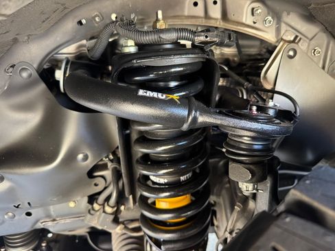 Used 2019 Lexus GX 460 image 3