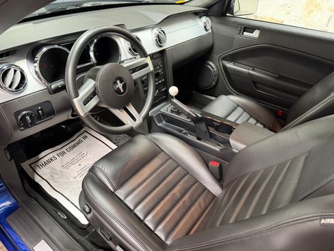 Used 2006 Ford Mustang GT Premium RWD image 10