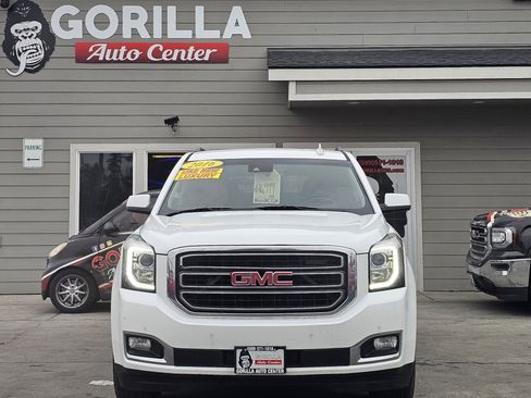 Used 2016 GMC Yukon XL SLT image 2