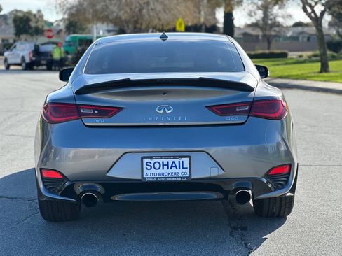 Used 2018 INFINITI Q60 3.0t Luxe image 5