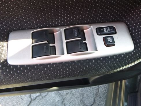 Used 2005 Scion xB image 13