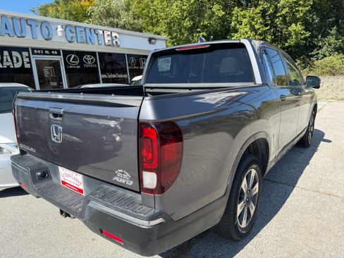 Used 2018 Honda Ridgeline RTL-T image 6