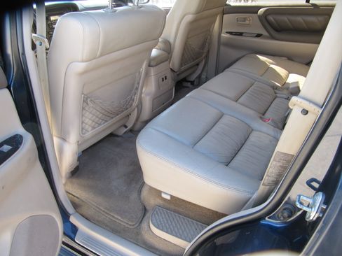 Used 2000 Toyota Land Cruiser image 13