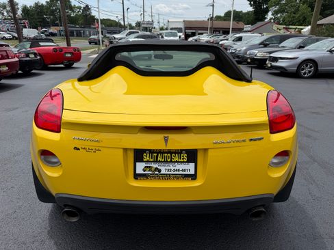 Used 2007 Pontiac Solstice GXP Convertible RWD image 26