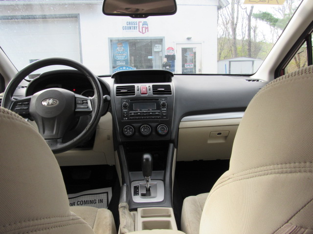 Used 2013 Subaru XV Crosstrek 2.0i Premium AWD/4WD image 18