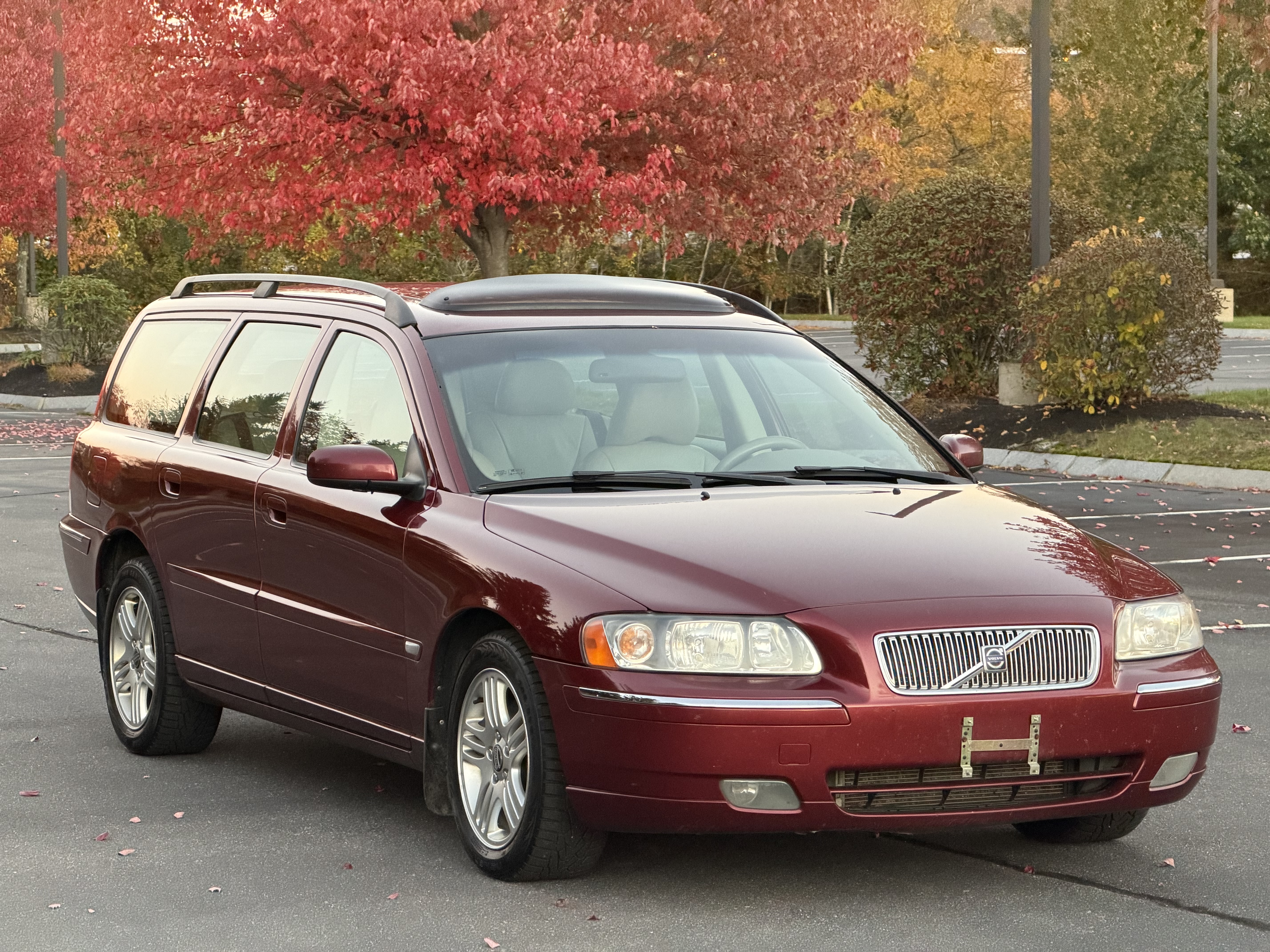 Used 2006 Volvo V70 2.5T FWD image 7