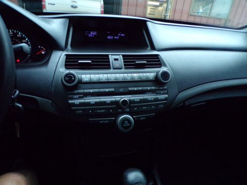 Used 2012 Honda Accord LX image 12