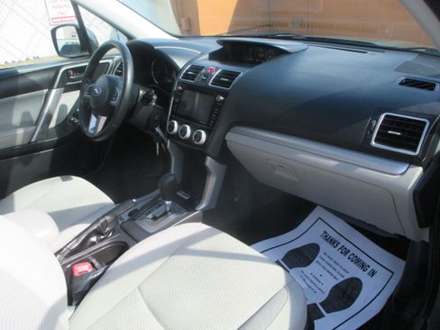 Used 2018 Subaru Forester 2.5i Premium image 4