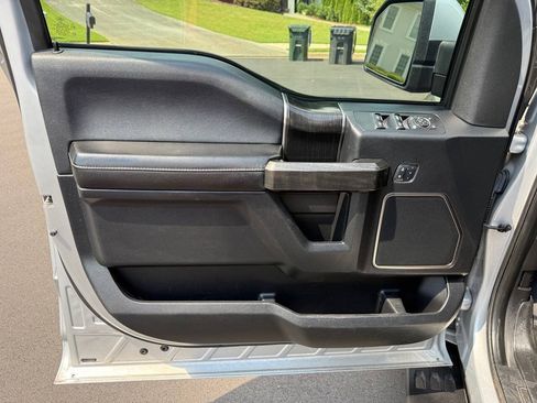 Used 2017 Ford F150 Raptor AWD/4WD image 23