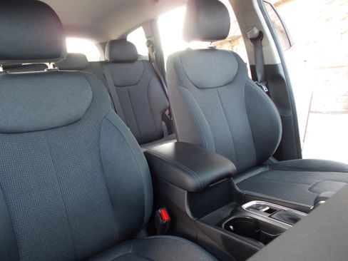 Used 2020 Hyundai Santa Fe SE image 25