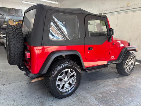Used 2005 Jeep Wrangler SE image 5