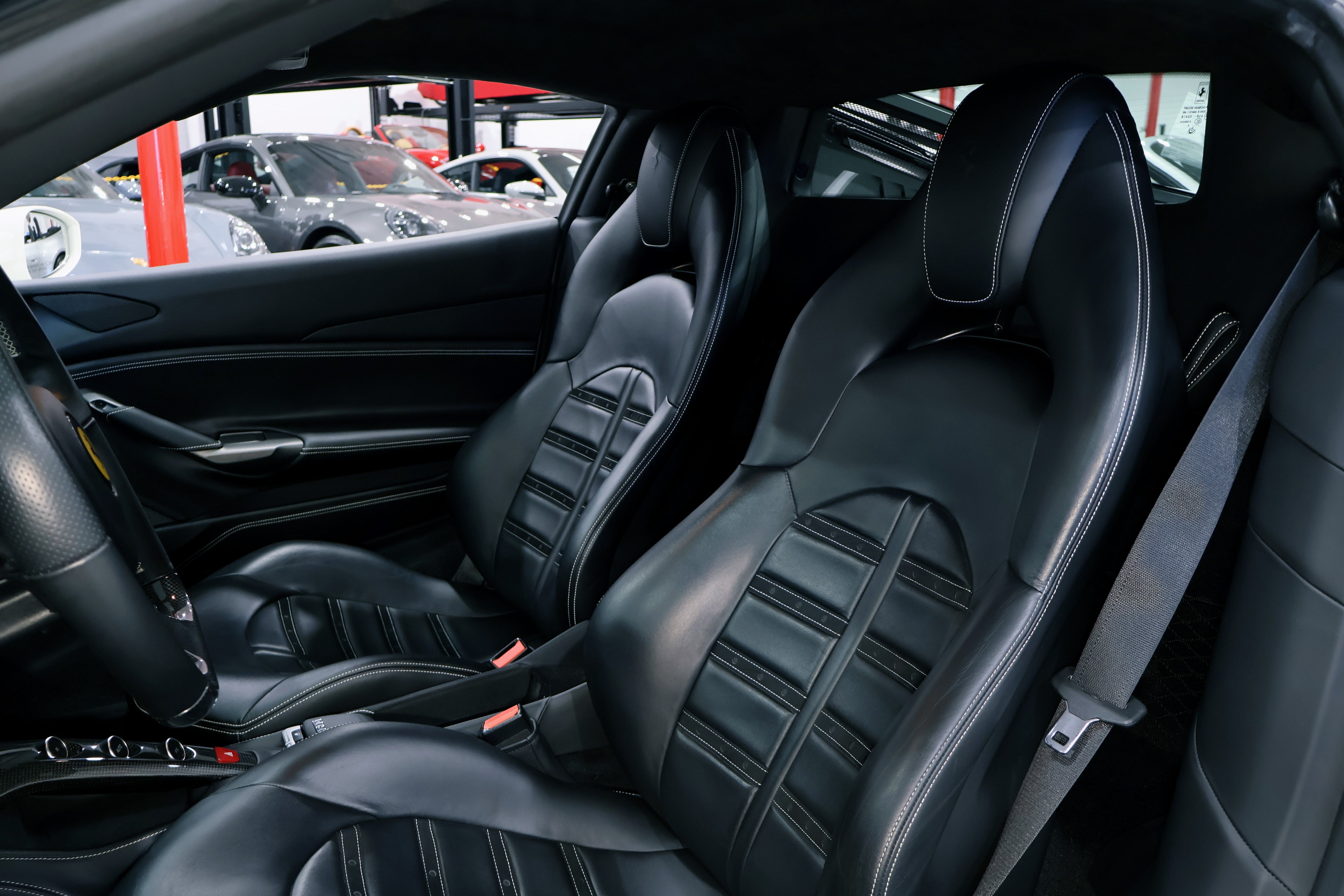 Used 2016 Ferrari 488 GTB RWD image 20