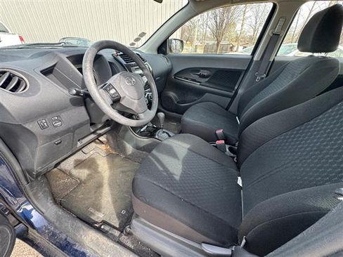 Used 2008 Scion xD image 3