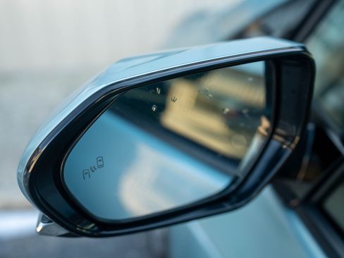 Used 2020 Toyota Prius image 44