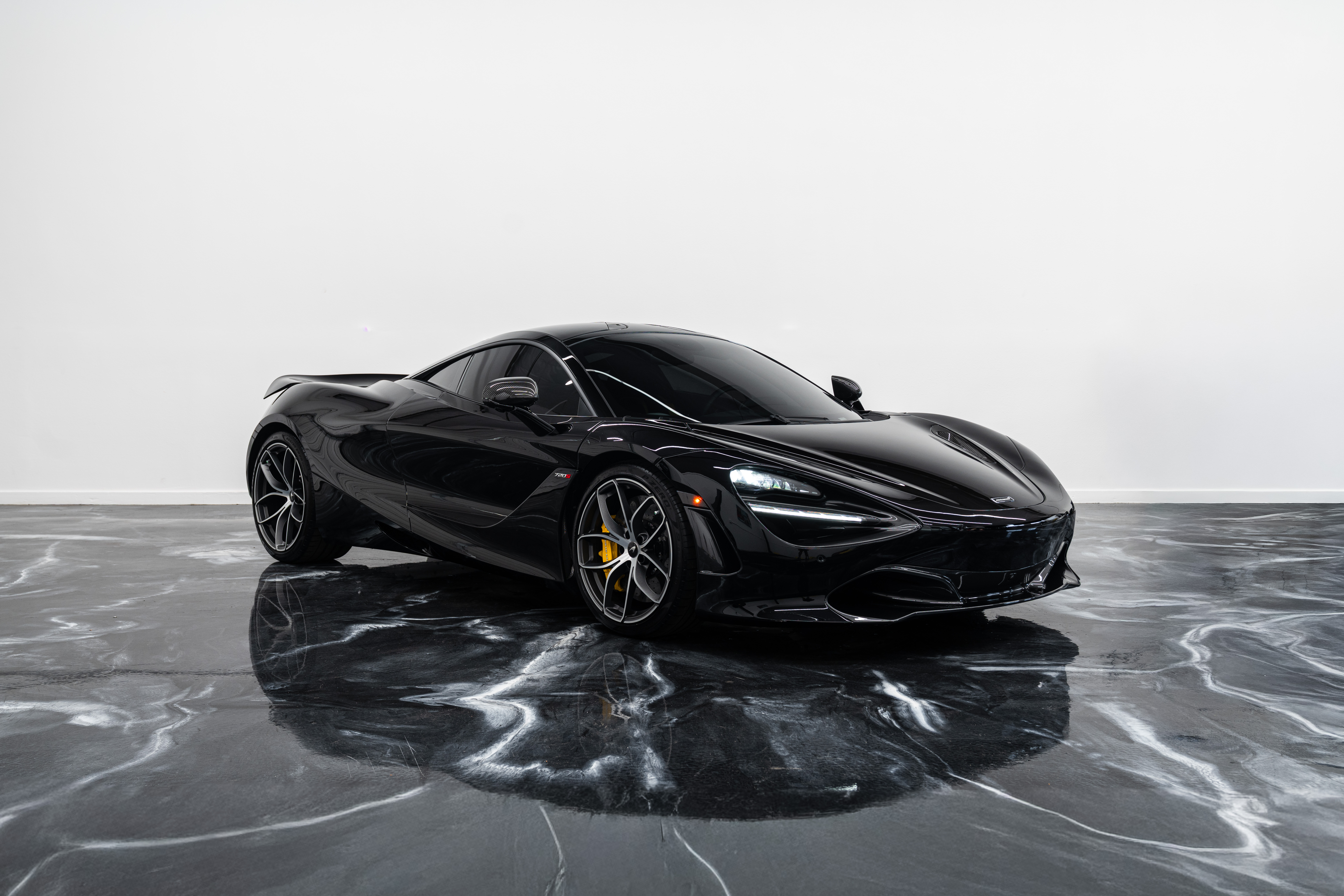 Used 2021 McLaren 720S Performance RWD image 8
