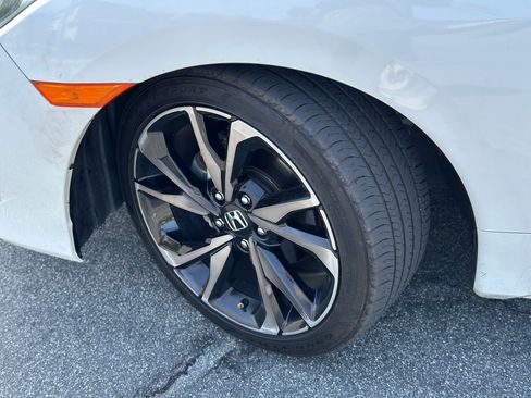 Used 2019 Honda Civic Sport image 19