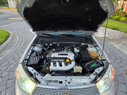 Used 2005 Saturn L-Series L300 image 35