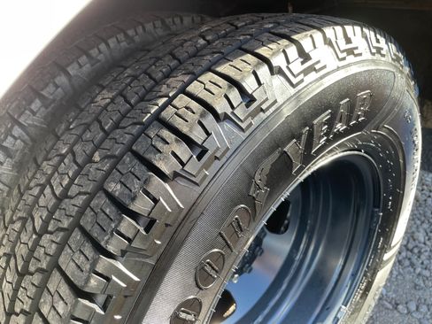 Used 2012 Ford F350 image 22