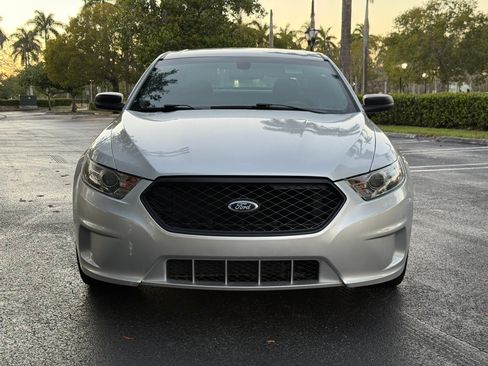 Used 2016 Ford Taurus image 12