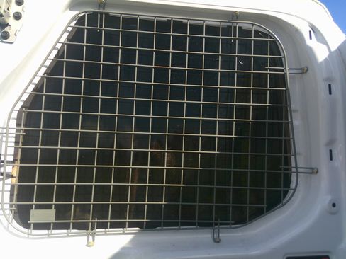 Used 2019 Ford Transit 150 XL image 12