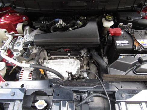 Used 2016 Nissan Rogue SV image 19